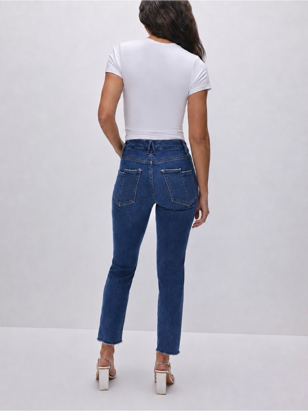 Good American Good Curve Split Pocket High Rise Straight Jeans Size 10 / 30